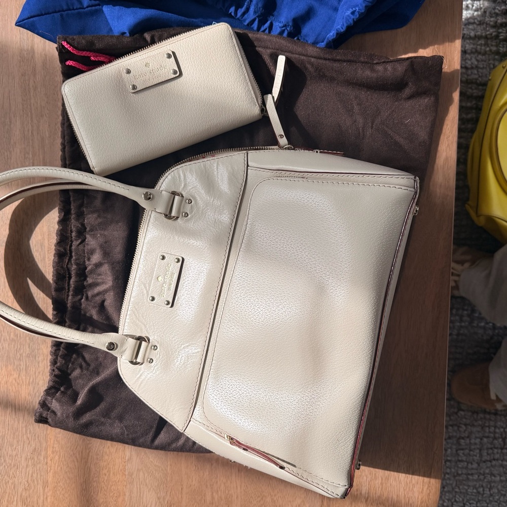 Kate Spade Cream Leather Satchel with Matching Wallet - Picture 4 of 10